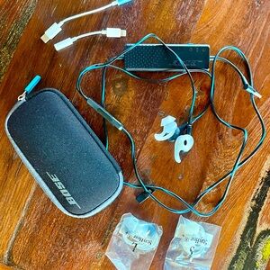 BOSE Quiet Comfort Earbuds Noise Canceling